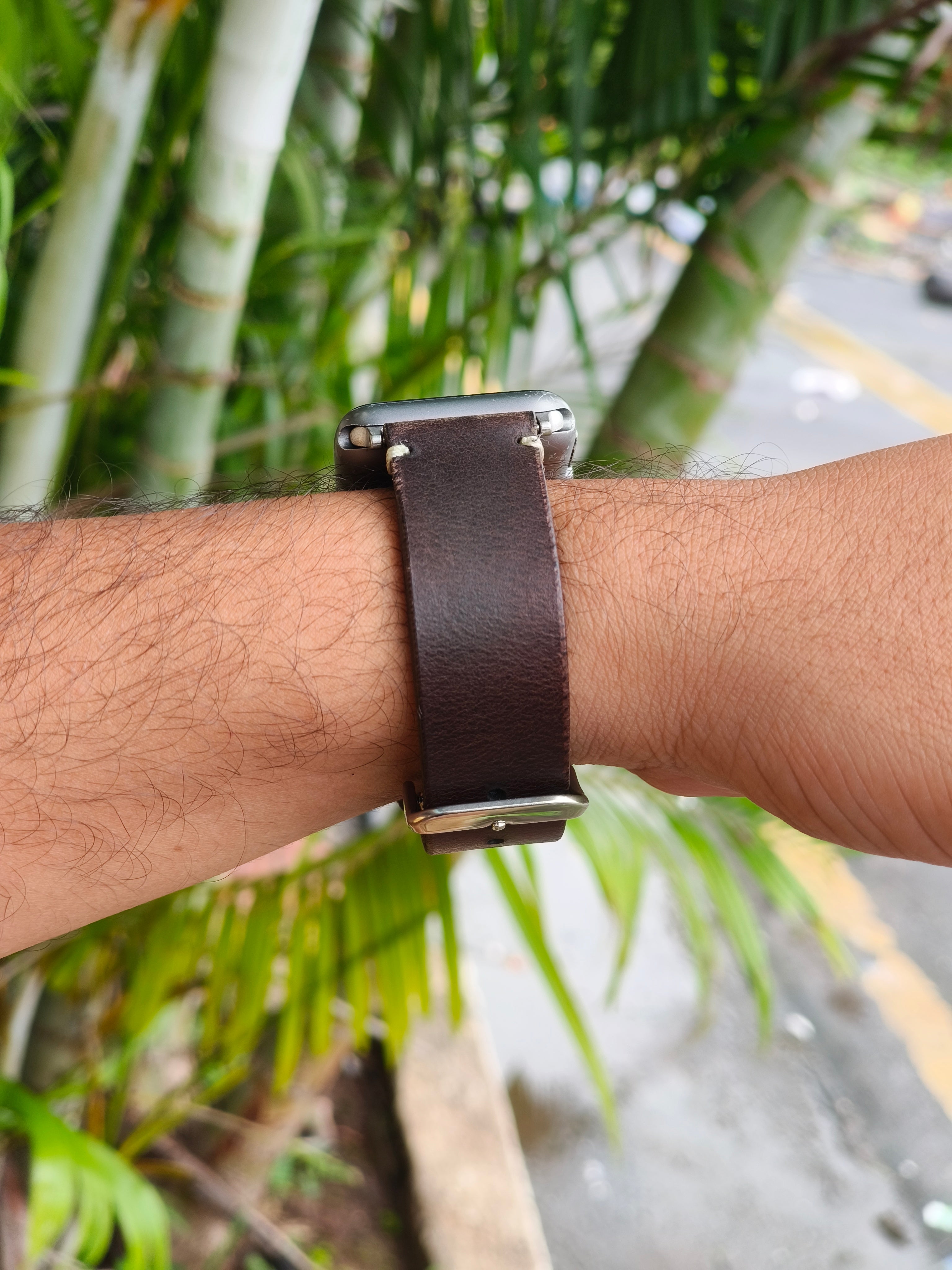 Zinoskins Minimal Premium Dark Brown 100% Real Leather Strap Compatible for Apple Watch – Classic, Clean, Confident