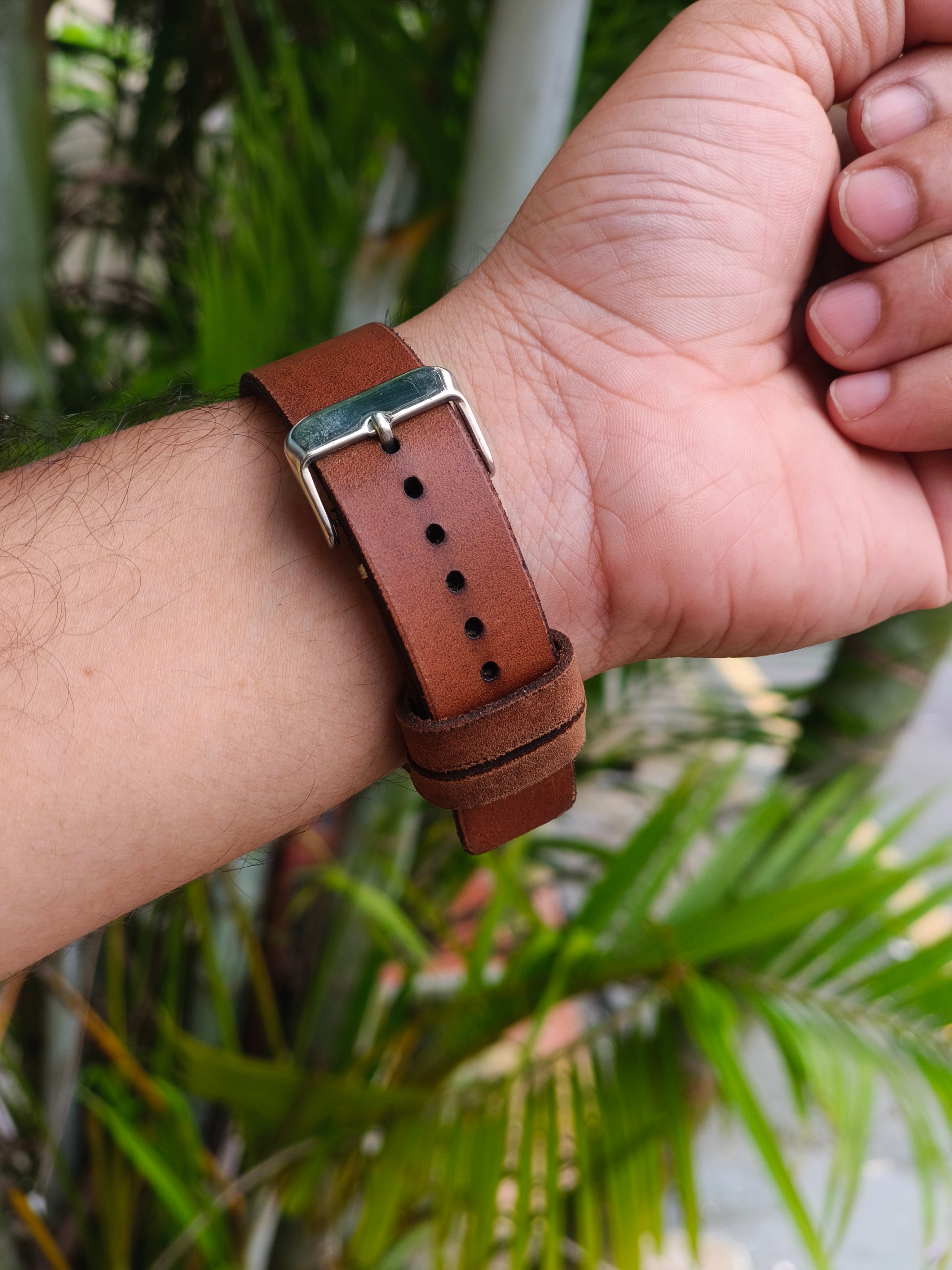 Zinoskins Minimal Premium Tan 100% Real Leather Strap Compatible for Apple Watch – Simple, Sleek & Sophisticated